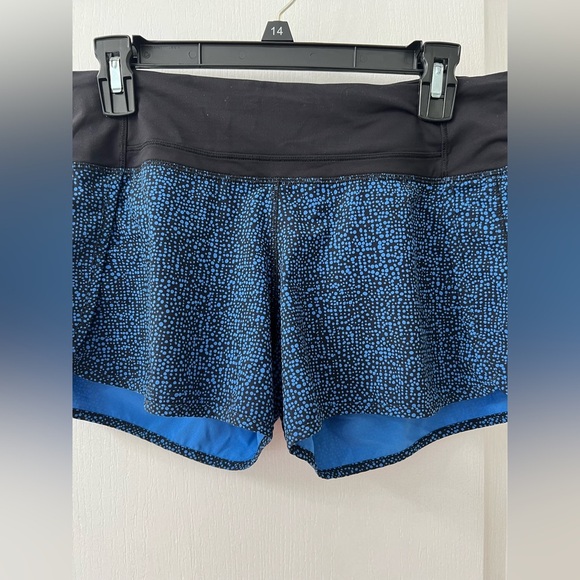 Lululemon Run Times Short Bubbles Pipe Dream Blue Black / Black (Size 6) - Picture 9 of 15